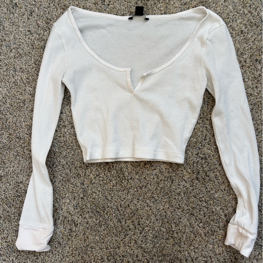 White American Eagle Long Sleeve